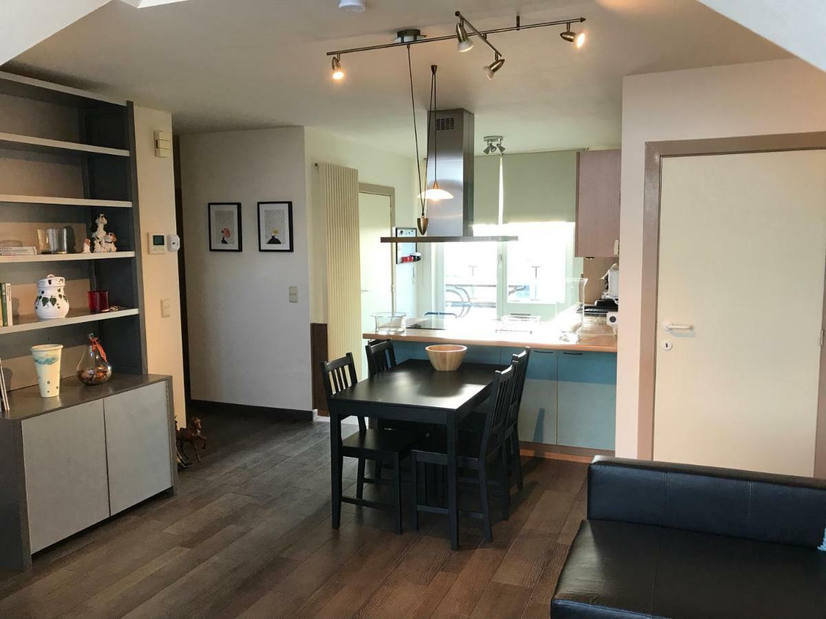 Comfortabel Dakappartement Met Zicht Op Jachthaven Тюрнгаут Екстер'єр фото